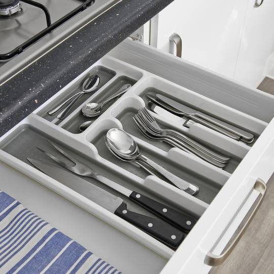 Anti slip drawer organiser
