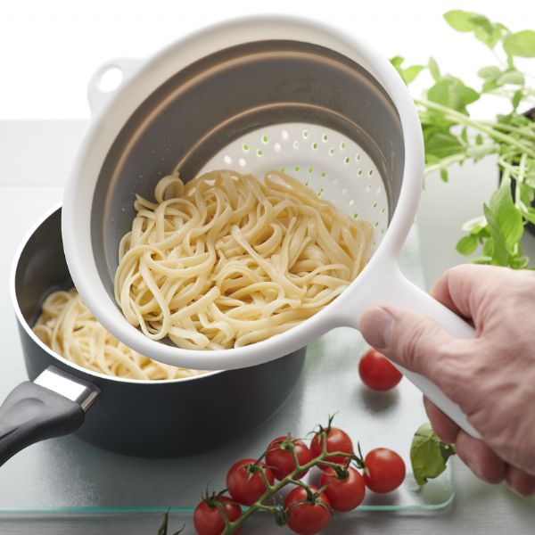 Pop & Store Medium Colander