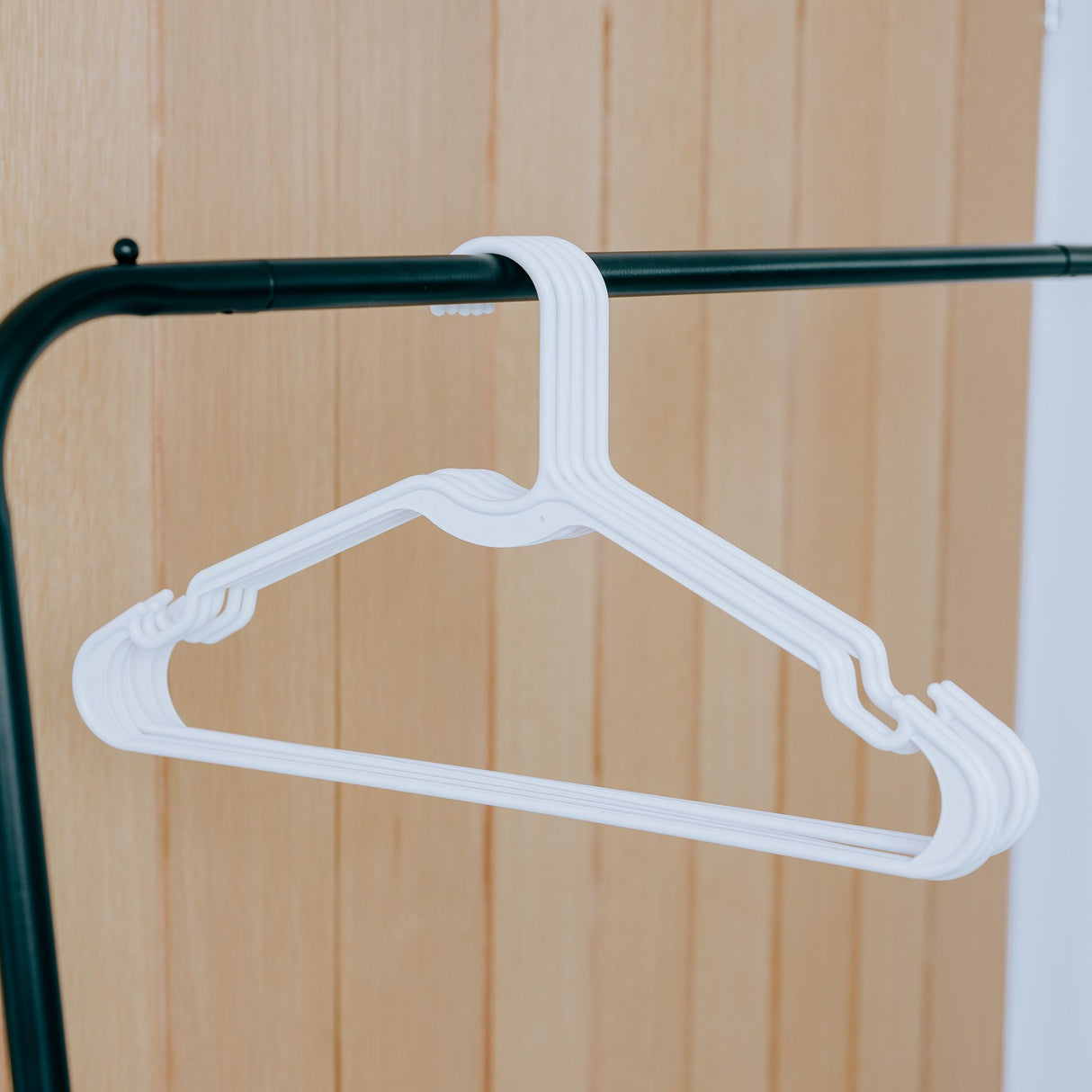 Basic Hangers 5pk