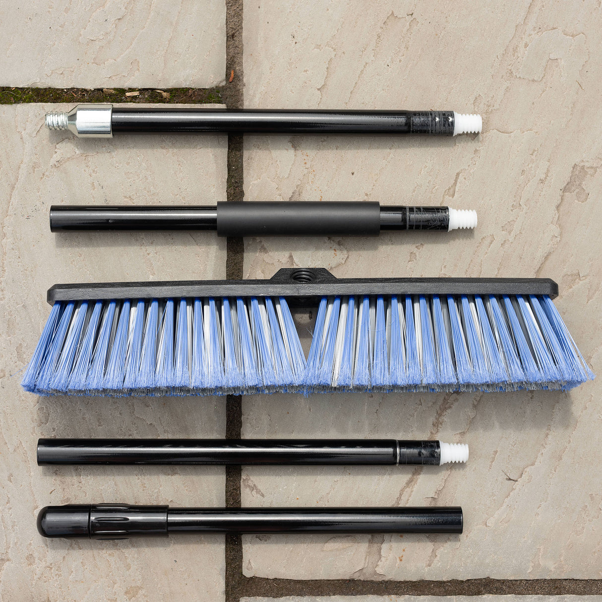 Dismantled 45cm outdoor broom split into poles