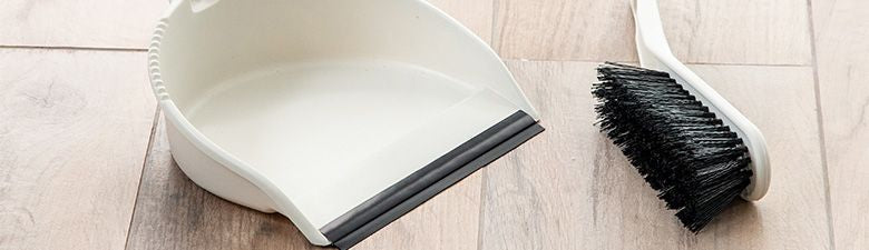 Dustpans & Brooms