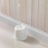 Round toilet brush