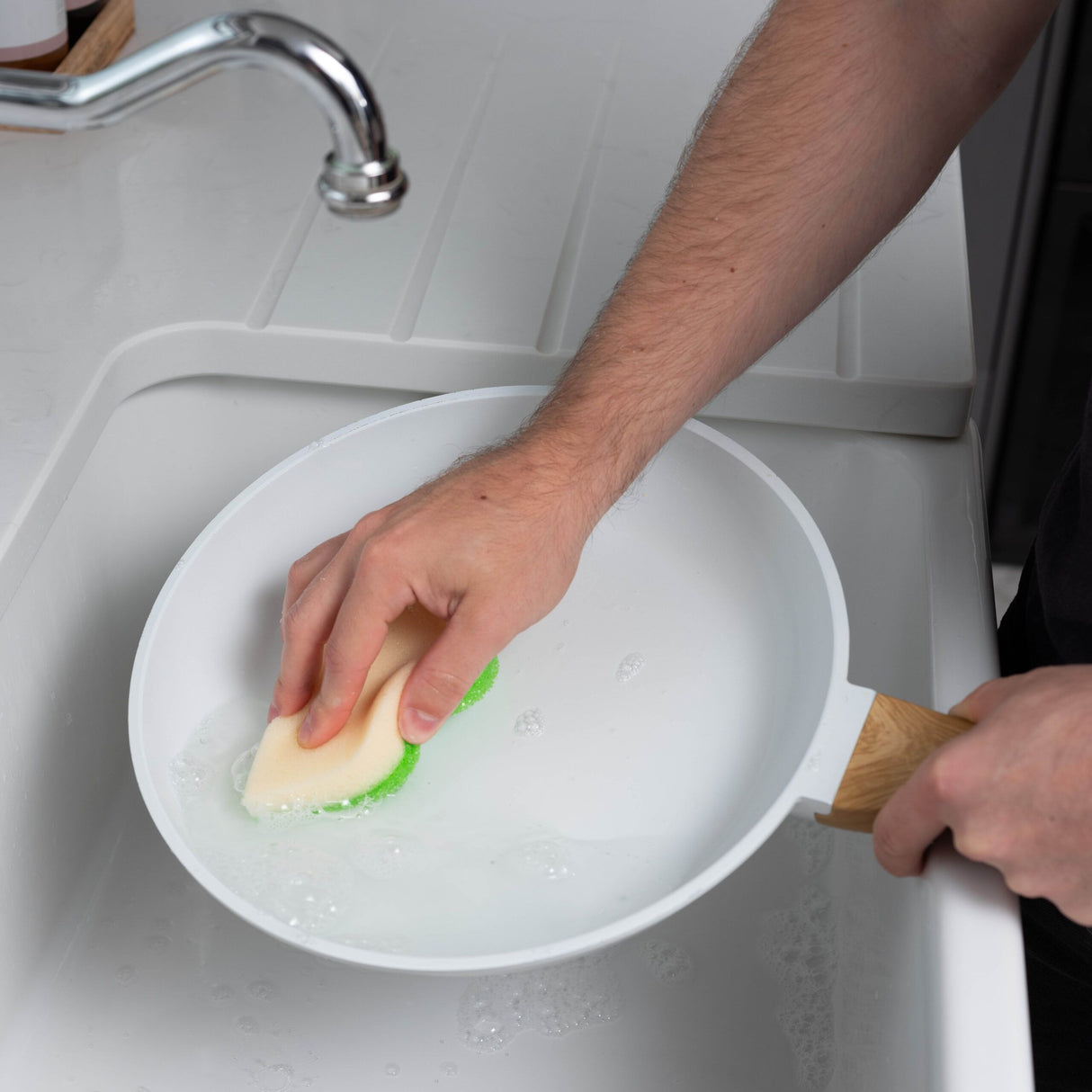 Fairy Max Power 2 in 1 Scrubber