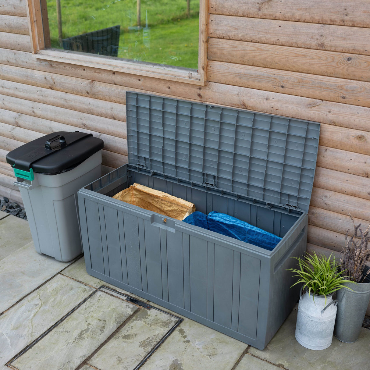 Outdoor Storage Box 270L