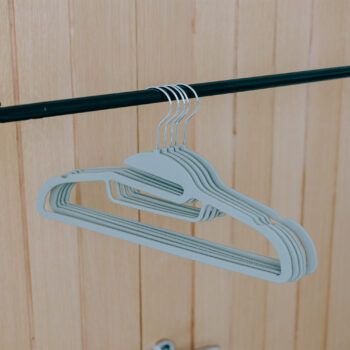 519222_Rubber Painted Hangers